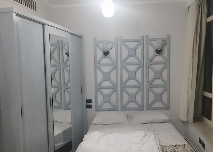 Royal Apart Otel *